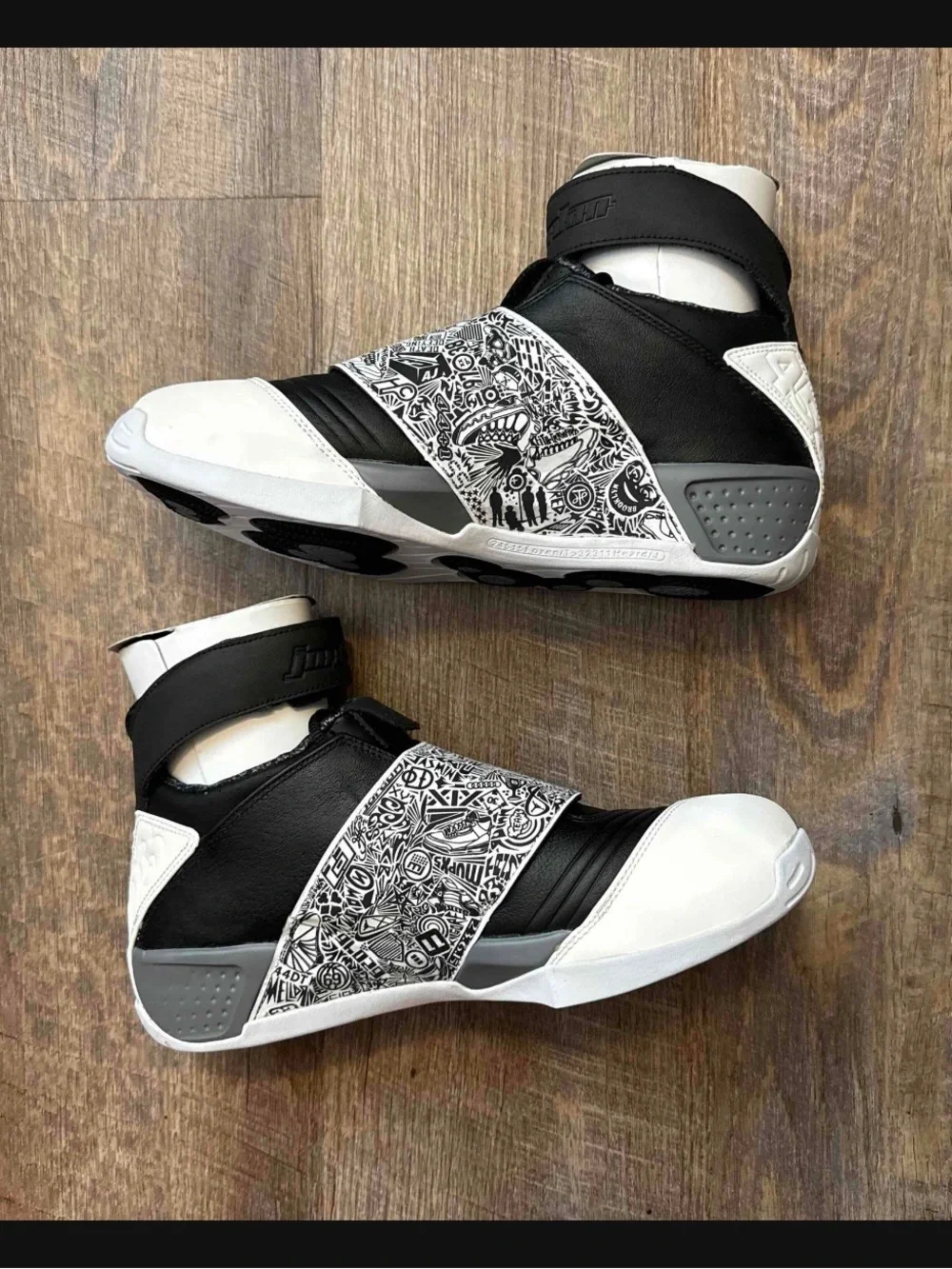 Nike Air Jordan 20 XX Retro Playoffs Black White